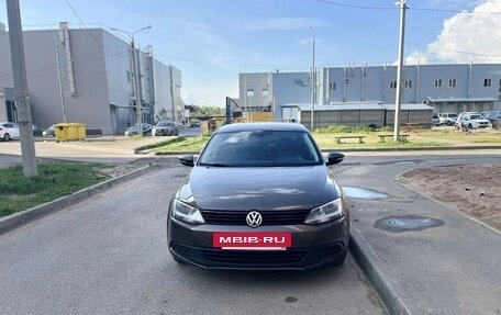 Volkswagen Jetta VI, 2012 год, 900 000 рублей, 5 фотография