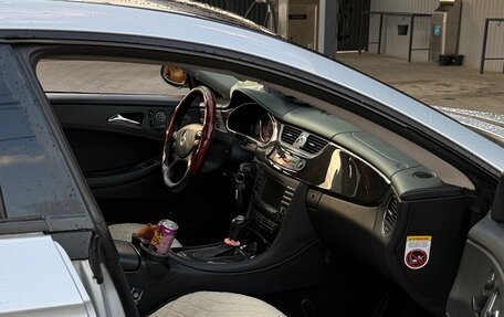 Mercedes-Benz CLS, 2005 год, 830 000 рублей, 9 фотография