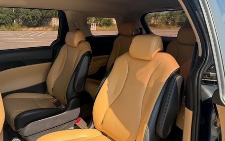 KIA Carnival, 2022 год, 3 810 000 рублей, 15 фотография