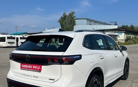 Volkswagen Tiguan, 2024 год, 4 490 000 рублей, 1 фотография