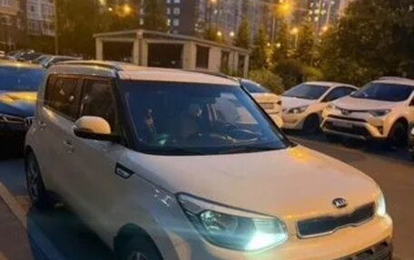 KIA Soul II рестайлинг, 2014 год, 900 000 рублей, 2 фотография