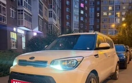 KIA Soul II рестайлинг, 2014 год, 900 000 рублей, 6 фотография