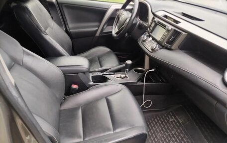 Toyota RAV4, 2014 год, 1 500 000 рублей, 20 фотография