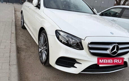 Mercedes-Benz E-Класс, 2017 год, 3 000 000 рублей, 6 фотография