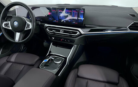 BMW i3 I01 рестайлинг, 2022 год, 5 949 000 рублей, 13 фотография