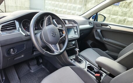 Volkswagen Tiguan II, 2021 год, 2 350 000 рублей, 6 фотография