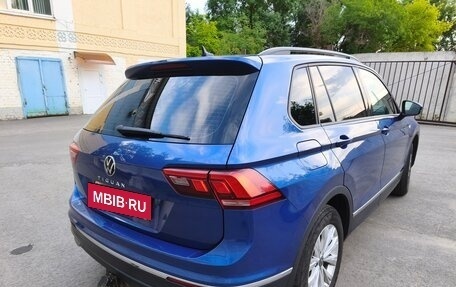 Volkswagen Tiguan II, 2021 год, 2 350 000 рублей, 4 фотография