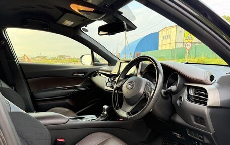 Toyota C-HR I рестайлинг, 2017 год, 1 900 000 рублей, 7 фотография