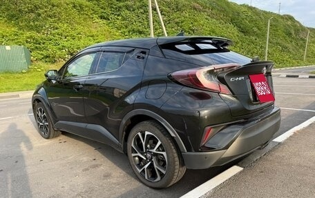 Toyota C-HR I рестайлинг, 2017 год, 1 900 000 рублей, 5 фотография