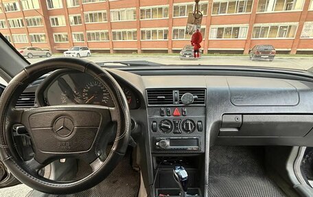 Mercedes-Benz C-Класс, 1998 год, 290 000 рублей, 10 фотография