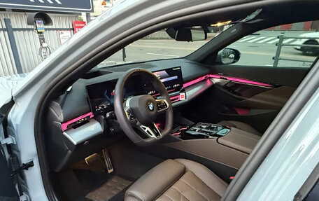 BMW 5 серия, 2025 год, 5 800 777 рублей, 4 фотография