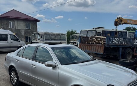 Mercedes-Benz E-Класс, 2002 год, 800 000 рублей, 6 фотография