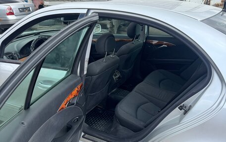 Mercedes-Benz E-Класс, 2002 год, 800 000 рублей, 4 фотография