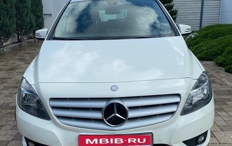Mercedes-Benz B-Класс, 2012 год, 1 800 000 рублей, 1 фотография