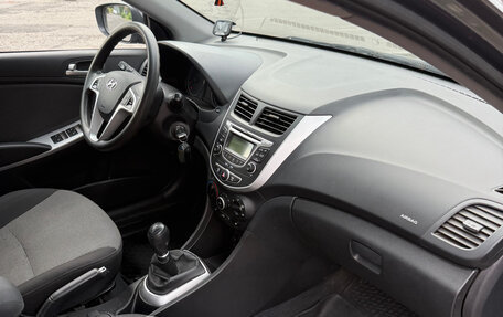 Hyundai Solaris II рестайлинг, 2013 год, 710 000 рублей, 14 фотография