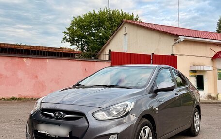 Hyundai Solaris II рестайлинг, 2013 год, 710 000 рублей, 20 фотография