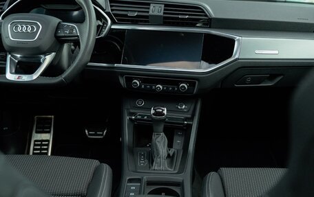 Audi Q3 Sportback, 2022 год, 2 970 000 рублей, 10 фотография