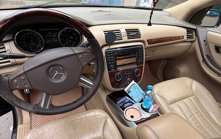 Mercedes-Benz R-Класс, 2005 год, 900 000 рублей, 4 фотография