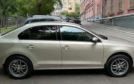Volkswagen Jetta VI, 2012 год, 950 000 рублей, 5 фотография
