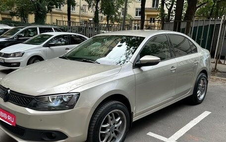 Volkswagen Jetta VI, 2012 год, 950 000 рублей, 6 фотография