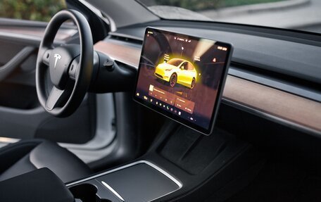 Tesla Model Y I, 2022 год, 5 500 000 рублей, 16 фотография