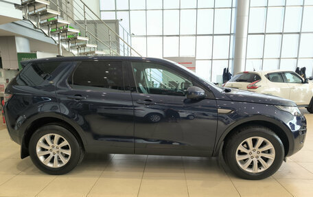 Land Rover Discovery Sport I рестайлинг, 2017 год, 2 350 000 рублей, 8 фотография