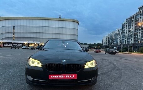BMW 5 серия, 2010 год, 1 400 000 рублей, 9 фотография