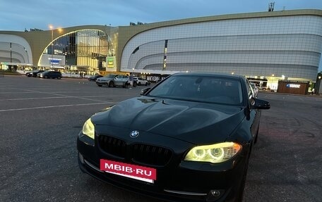 BMW 5 серия, 2010 год, 1 400 000 рублей, 2 фотография