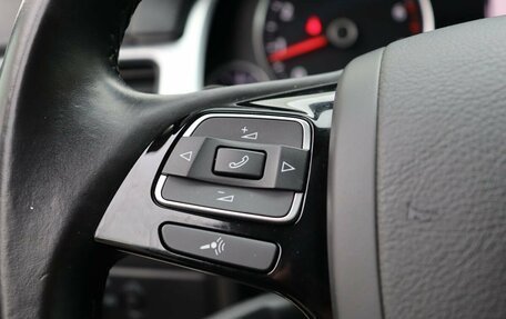 Volkswagen Touareg III, 2013 год, 2 249 000 рублей, 15 фотография