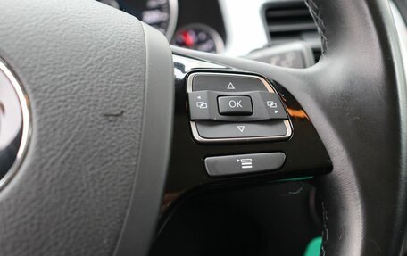 Volkswagen Touareg III, 2013 год, 2 249 000 рублей, 16 фотография