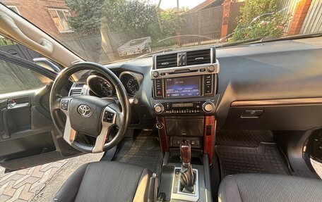 Toyota Land Cruiser Prado 150 рестайлинг 2, 2014 год, 3 500 000 рублей, 12 фотография