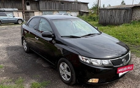 KIA Cerato III, 2012 год, 800 000 рублей, 3 фотография