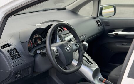 Toyota Auris II, 2010 год, 945 000 рублей, 12 фотография