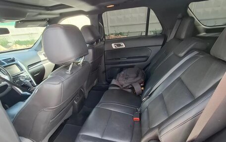 Ford Explorer VI, 2015 год, 2 200 000 рублей, 2 фотография