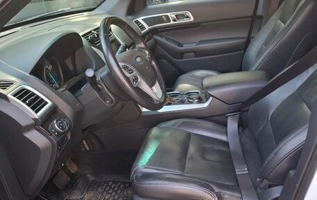Ford Explorer VI, 2015 год, 2 200 000 рублей, 24 фотография