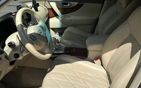 Infiniti FX II, 2012 год, 2 030 000 рублей, 10 фотография
