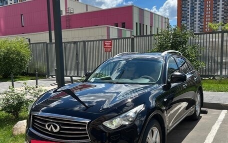 Infiniti FX II, 2012 год, 2 030 000 рублей, 7 фотография