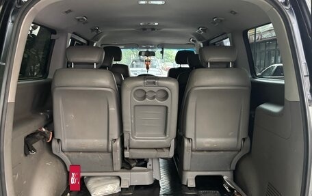 Hyundai Grand Starex Grand Starex I рестайлинг 2, 2014 год, 1 800 000 рублей, 3 фотография