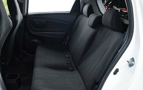 Toyota Vitz, 2018 год, 970 000 рублей, 8 фотография