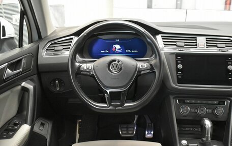 Volkswagen Tiguan II, 2018 год, 2 649 000 рублей, 8 фотография