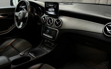 Mercedes-Benz CLA, 2018 год, 1 699 888 рублей, 24 фотография