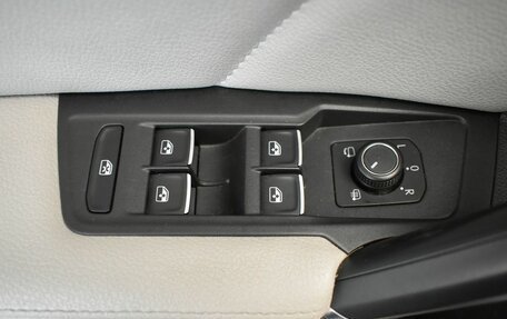Volkswagen Tiguan II, 2018 год, 2 649 000 рублей, 13 фотография