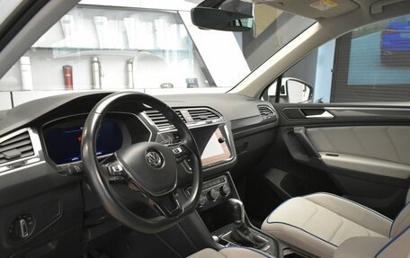 Volkswagen Tiguan II, 2018 год, 2 649 000 рублей, 25 фотография