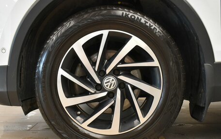 Volkswagen Tiguan II, 2018 год, 2 649 000 рублей, 28 фотография