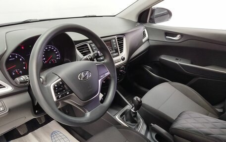 Hyundai Solaris II рестайлинг, 2020 год, 1 550 000 рублей, 22 фотография