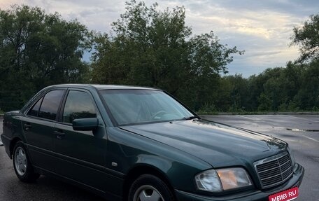 Mercedes-Benz C-Класс, 1998 год, 420 000 рублей, 1 фотография