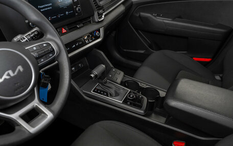 KIA Sportage IV рестайлинг, 2022 год, 2 550 000 рублей, 13 фотография