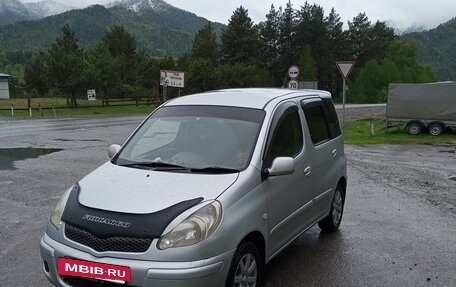Toyota FunCargo, 2003 год, 409 000 рублей, 14 фотография