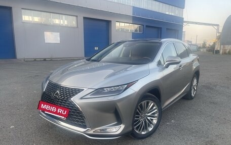 Lexus RX IV рестайлинг, 2019 год, 5 000 000 рублей, 8 фотография