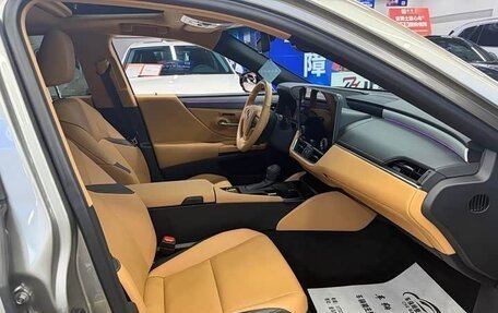 Lexus ES VII, 2025 год, 4 100 000 рублей, 5 фотография